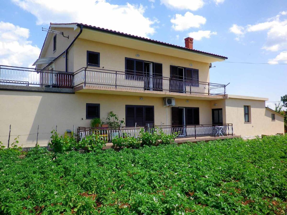 Apartments Rusin Linardici Екстер'єр фото