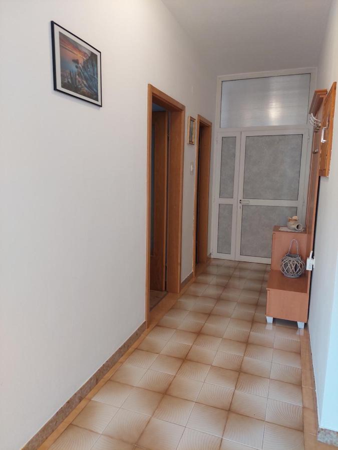 Apartments Rusin Linardici Екстер'єр фото