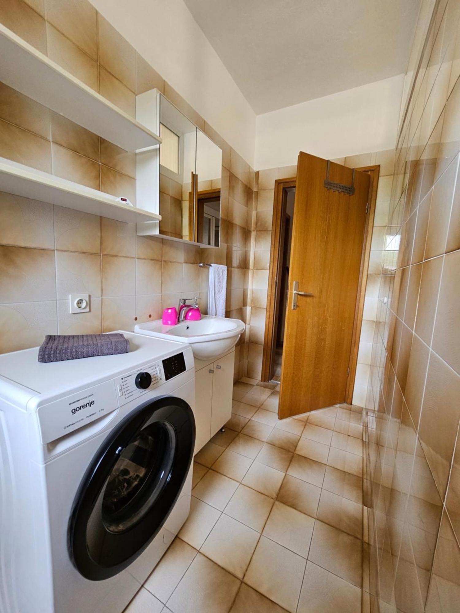 Apartments Rusin Linardici Екстер'єр фото